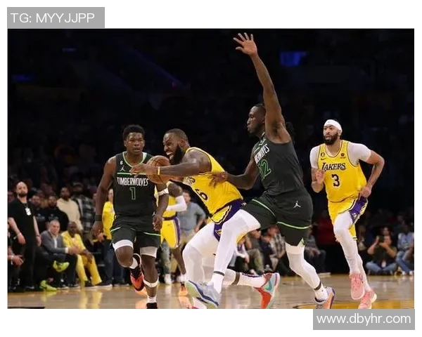 湖人对阵森林狼精彩比赛回顾及全场录像分析在1月7号的激烈较量中